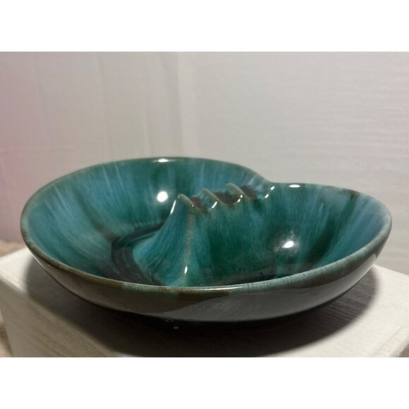 Blue Mountain Pottery Ashtray Kidney Shaped Green Drip Glaze 7" MCM Canada - Picture 3 of 10